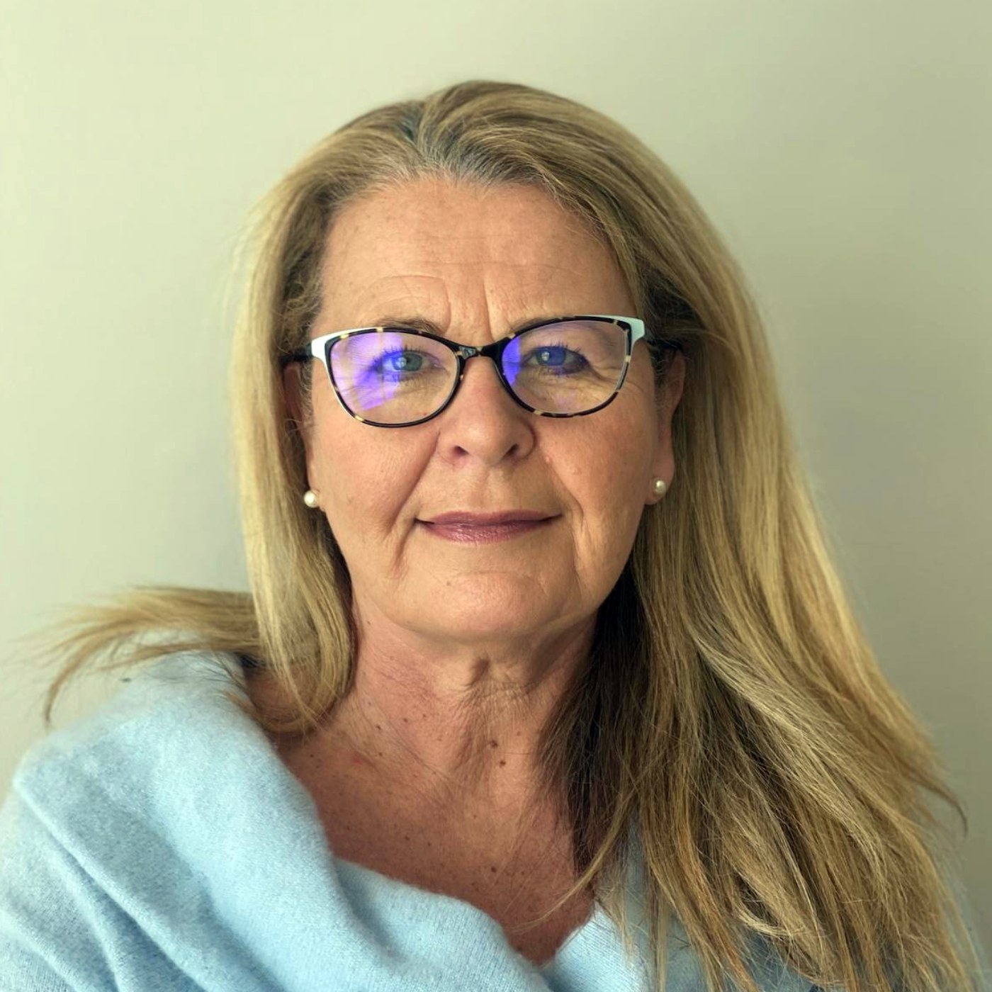 165_Debra_Persinger_pic79hb9